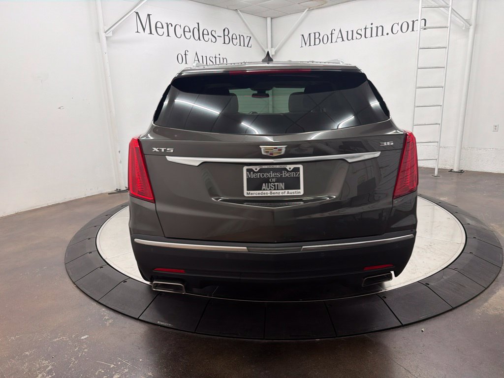 Used 2019 Cadillac XT5 Premium Luxury FWD image 4