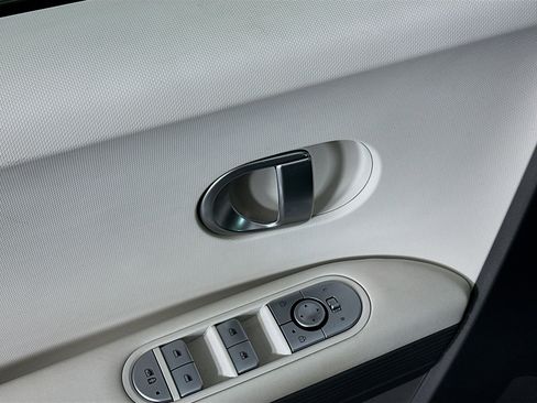 Used 2024 Hyundai Ioniq 5 SEL image 15