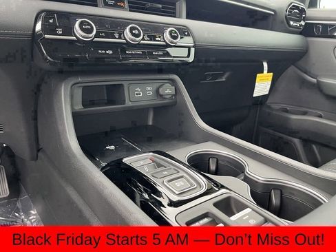 New 2025 Honda Pilot Touring image 35