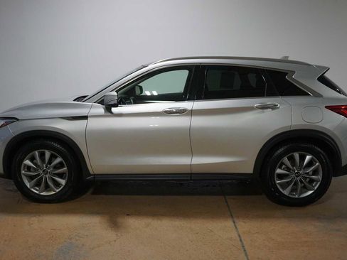Used 2021 INFINITI QX50 Luxe image 2