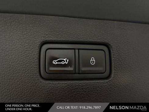 Used 2023 Genesis GV80 2.5T w/ Advanced Package AWD/4WD image 39