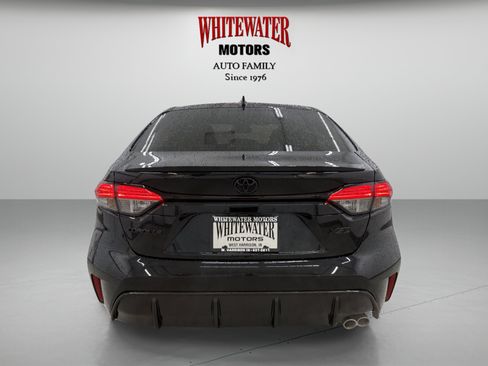 Used 2024 Toyota Corolla XSE FWD image 3
