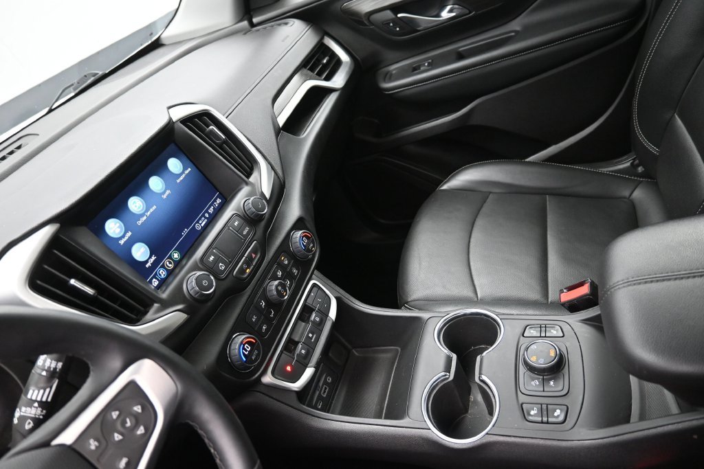 Used 2024 GMC Terrain SLT w/ Elevation Edition AWD/4WD image 18