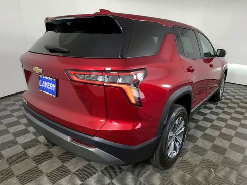 New 2026 Chevrolet Equinox LT w/ Convenience Package II FWD image 9