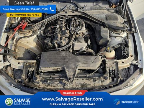 Used 2015 BMW 320i Sedan w/ Sport Package image 15