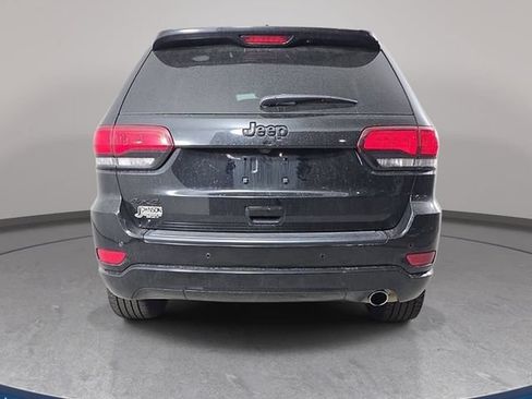 Used 2021 Jeep Grand Cherokee Laredo X AWD/4WD image 7