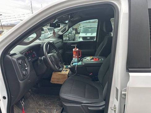 Used 2019 Chevrolet Silverado 1500 Custom Trail Boss image 2