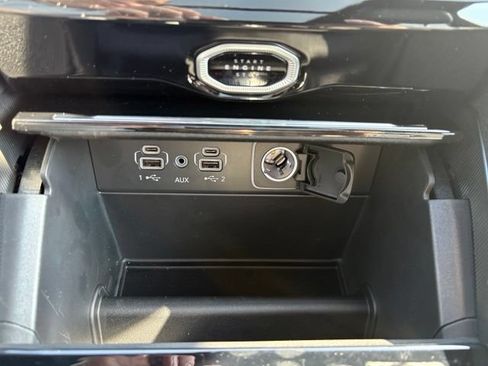 New 2026 Jeep Grand Cherokee Limited w/ Limited Altitude Package AWD/4WD image 30