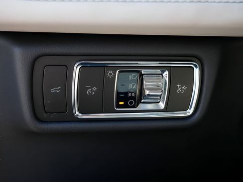 Used 2025 Lincoln Aviator Reserve w/ Equipment Group 201A AWD/4WD image 18
