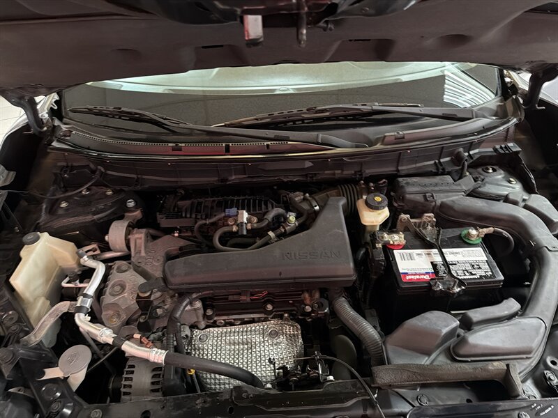 Used 2016 Nissan Rogue S FWD image 29