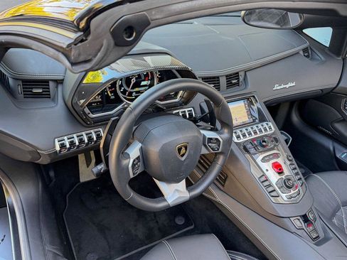 Used 2016 Lamborghini Aventador LP 700-4 AWD/4WD image 3