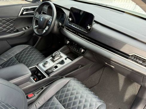 Used 2022 Mitsubishi Outlander SEL image 20