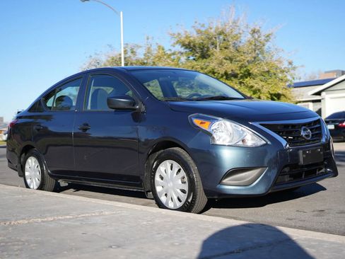 Used 2017 Nissan Versa S Plus image 13