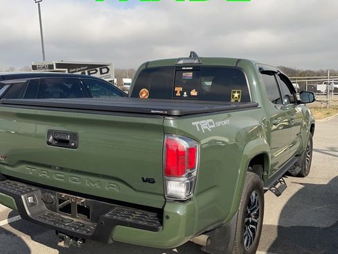 Used 2021 Toyota Tacoma TRD Sport image 2