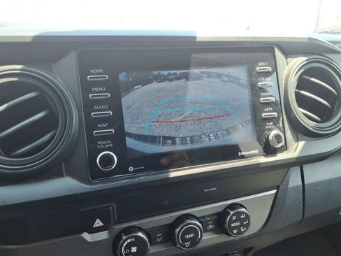 Used 2022 Toyota Tacoma SR RWD image 19