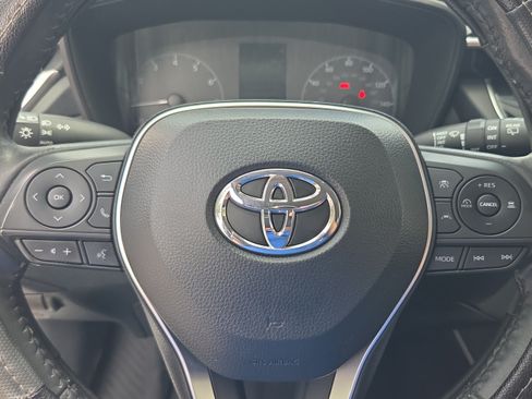 Used 2023 Toyota Corolla Cross LE AWD/4WD image 22