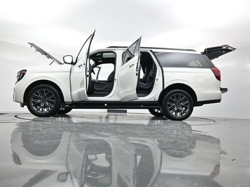 New 2025 Ford Expedition Max Platinum w/ Stealth Performance Package image 61
