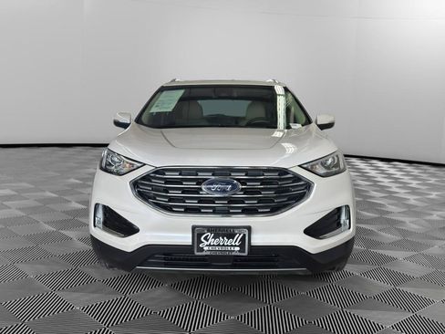 Used 2019 Ford Edge SEL w/ Equipment Group 201A AWD/4WD image 2