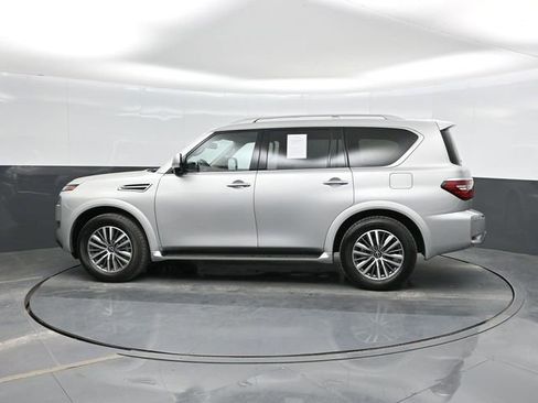 Used 2024 Nissan Armada SL w/ Captain's Chairs Package RWD image 9