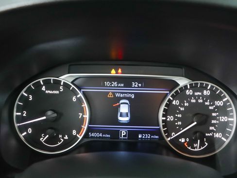 Used 2024 Nissan Altima 2.5 SV image 15