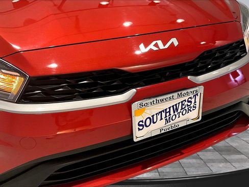 Used 2023 Kia Forte LXS w/ LXS Technology Package FWD image 32
