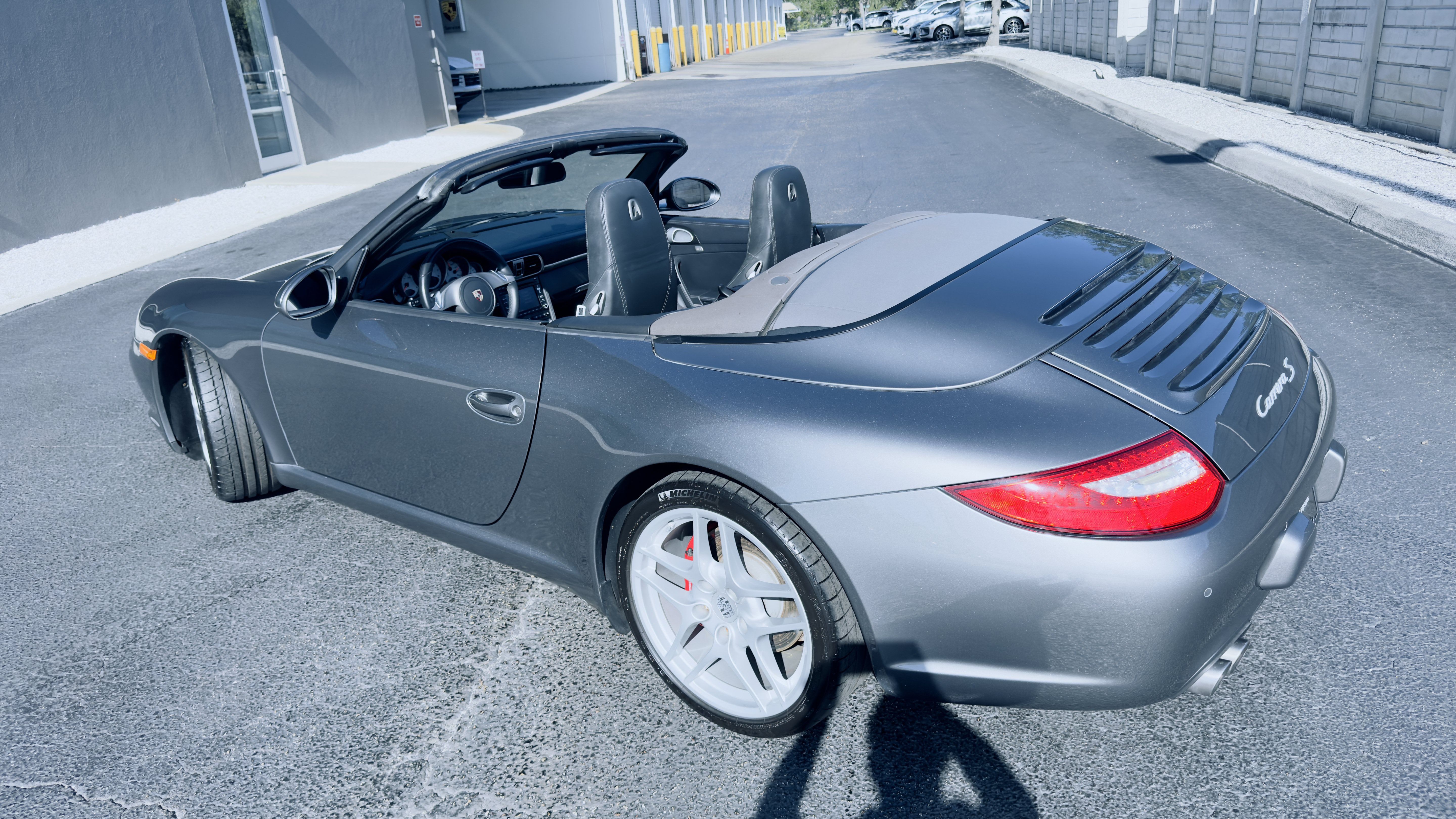 Used 2009 Porsche 911 Carrera S RWD image 25