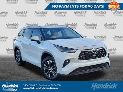 Used 2025 Toyota Highlander XLE