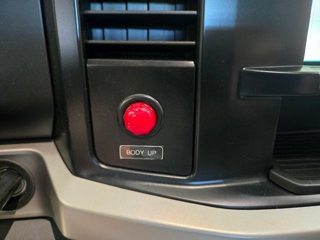 New 2024 Ford F550 4x4 Regular Cab Super Duty image 22