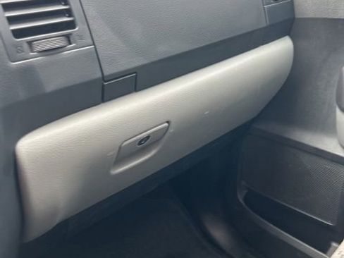 Used 2013 Toyota Tundra 2WD CrewMax w/ Tow Pkg image 26