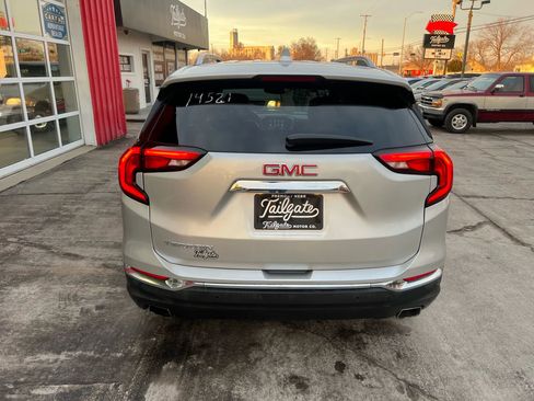 Used 2018 GMC Terrain SLT w/ Preferred Package image 6