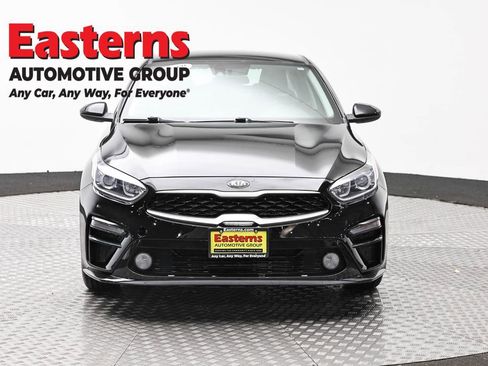 Used 2020 Kia Forte LXS FWD image 2