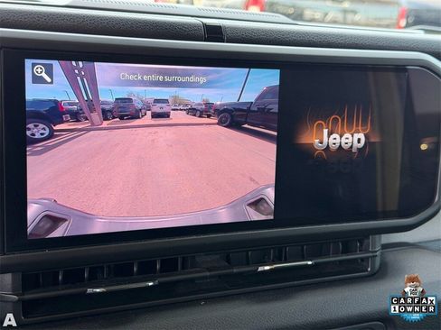 Certified 2024 Jeep Gladiator Sport image 26