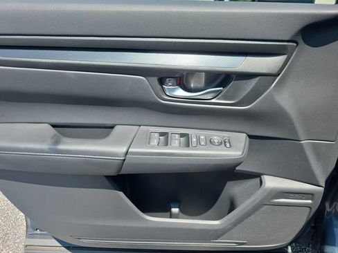 Certified 2025 Honda CR-V EX image 17
