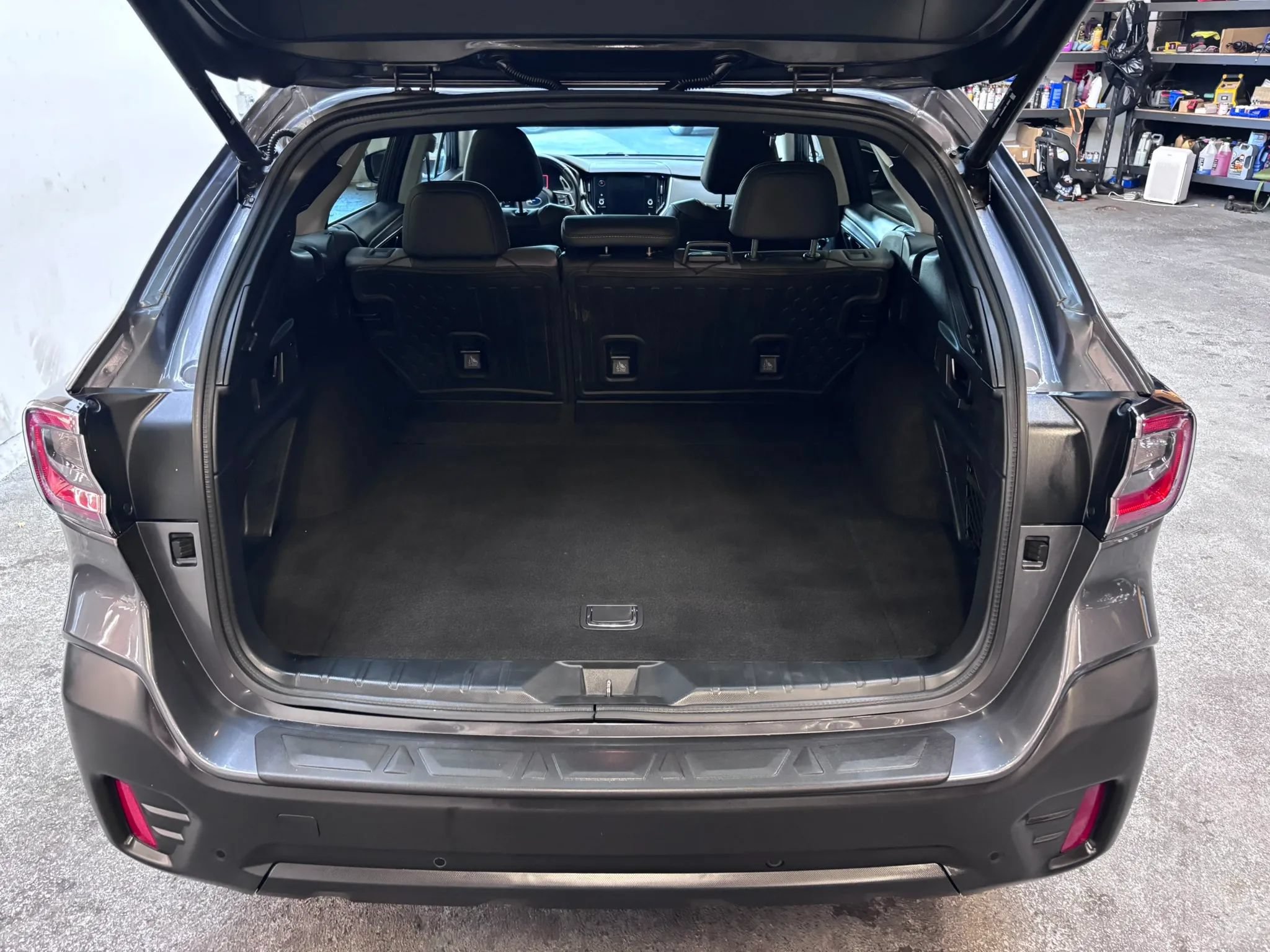 Used 2020 Subaru Outback Onyx Edition XT AWD/4WD image 23