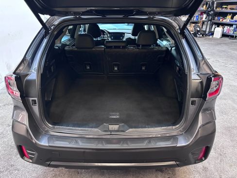 Used 2020 Subaru Outback Onyx Edition XT AWD/4WD image 23
