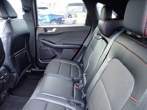 Used 2024 Ford Escape ST-Line w/ Tech Pack #1 image 17