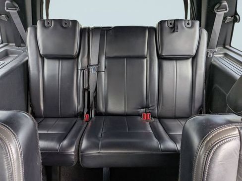 Used 2017 Ford Expedition Platinum RWD image 14
