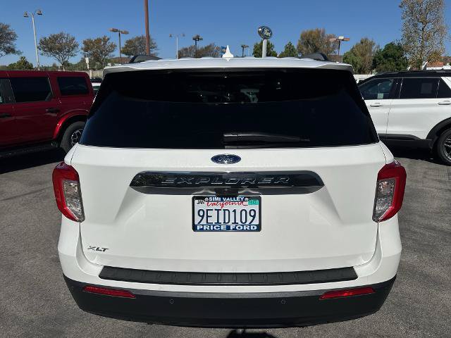 Certified 2022 Ford Explorer XLT RWD image 3