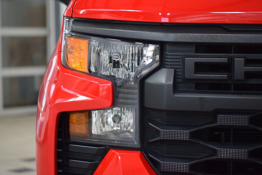 Used 2023 Chevrolet Silverado 1500 Custom AWD/4WD image 12