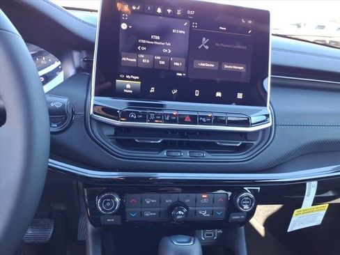 New 2026 Jeep Compass Limited image 14