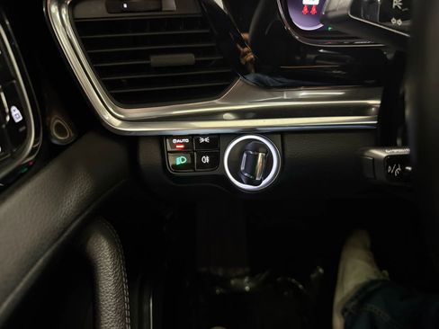 Used 2021 Porsche Panamera image 30