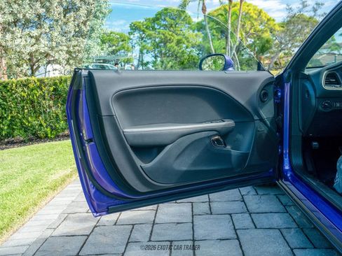 Used 2016 Dodge Challenger SRT Hellcat image 49