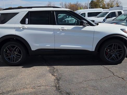 New 2025 Ford Explorer ST w/ Sun And Sound Package image 9