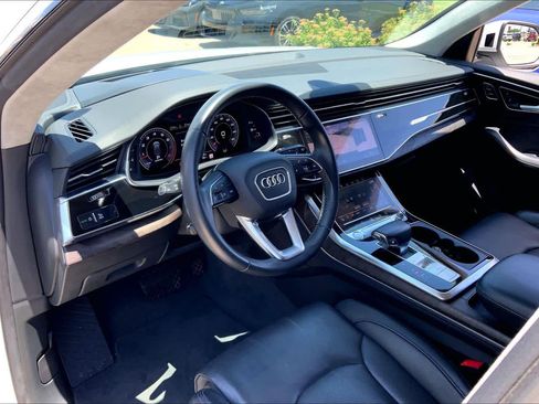 Used 2019 Audi Q8 Prestige AWD/4WD image 16