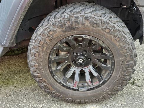 Used 2018 Jeep Wrangler Unlimited Sport S image 10