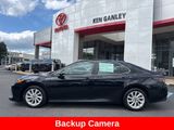 Used 2022 Toyota Camry LE image 3