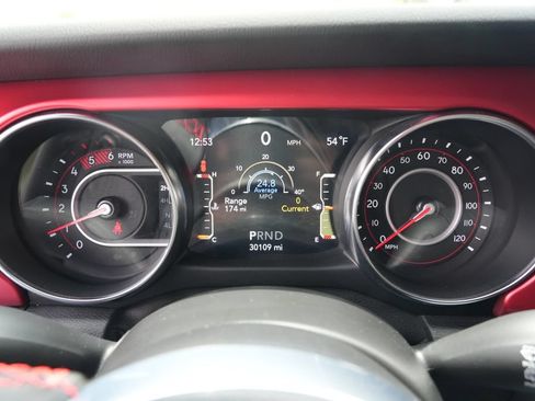 Used 2021 Jeep Wrangler Unlimited Rubicon AWD/4WD image 14
