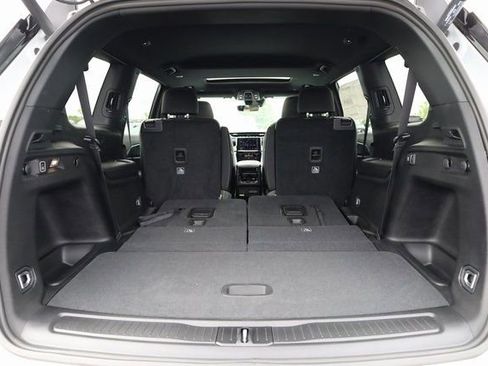 New 2025 Jeep Grand Cherokee L Laredo w/ Luxury Tech Group I AWD/4WD image 25