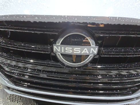 New 2025 Nissan Versa SV w/ Trunk Package image 23