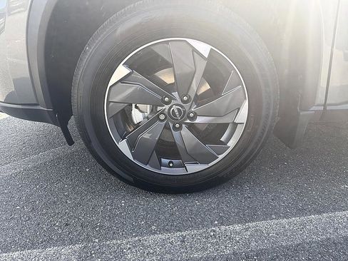 Certified 2026 Nissan Rogue SV w/ Cold Weather Package FWD image 9